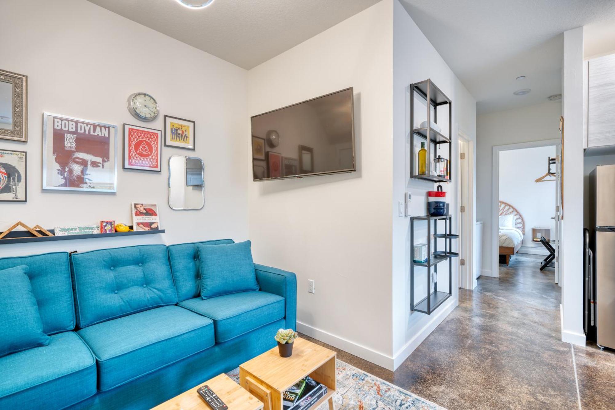 Holiday home Collection - The Division Street Funk Flat - 94 Walkscore *